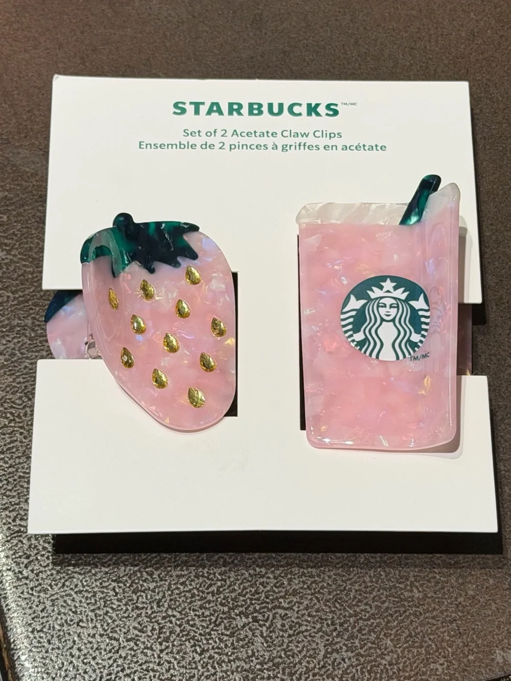 🍓Set of Two Claw Clips x Starbucks Pink Drink Collection 2026, NWT 🍓